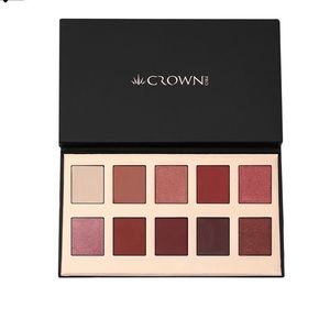 Crown Brush Fuego Eyeshadow Palette